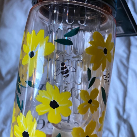 Water bottle - Picture 4 of 7